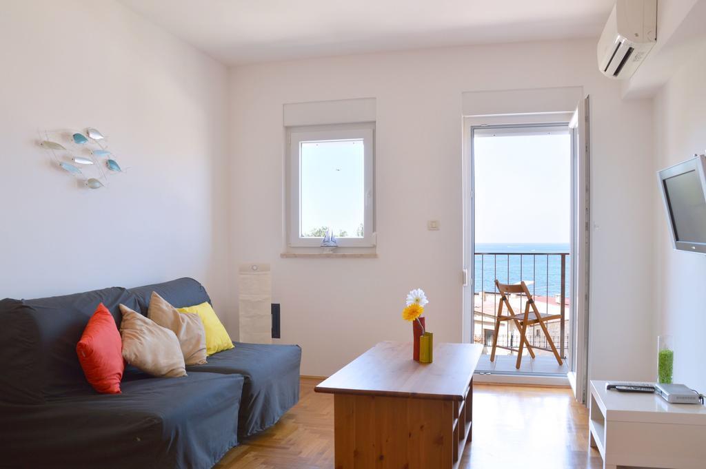 Sunset Colours Apartment
